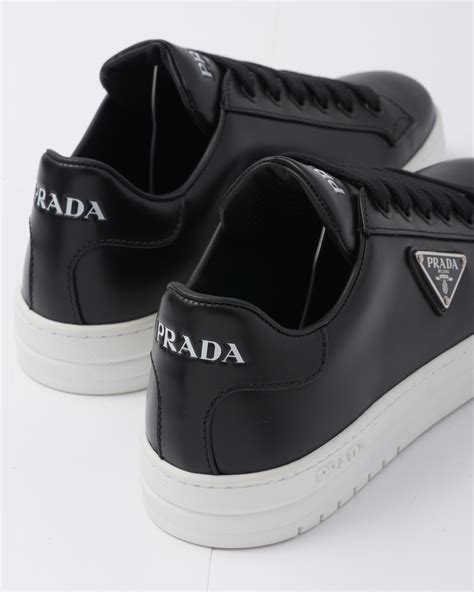 prada leder sneaker schwarz white logo|prada schuhe schwarz.